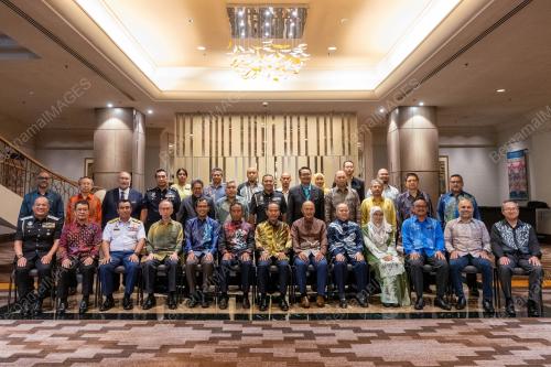TAN SRI DR ISMAIL BAKAR