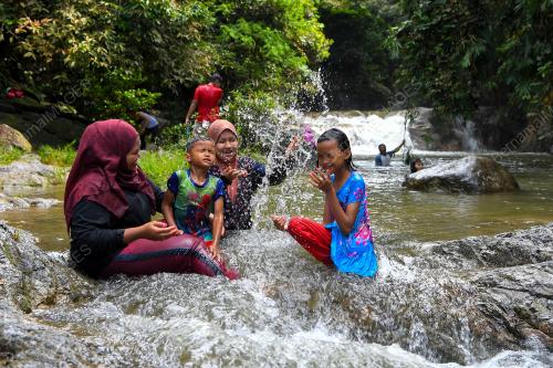 RIADAH CUTI HUJUNG MINGGU