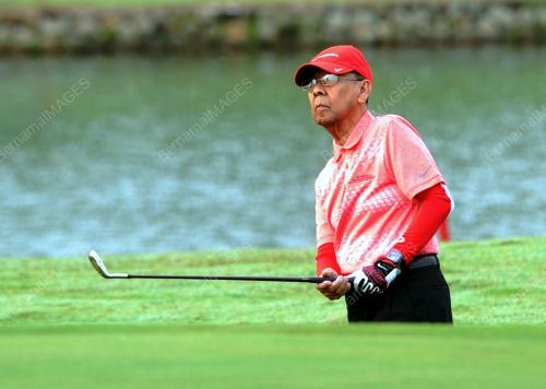 SG05_14042012_AGONG_GOLF