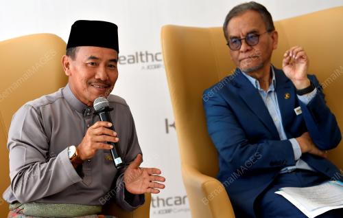 TAN SRI DR ISMAIL BAKAR