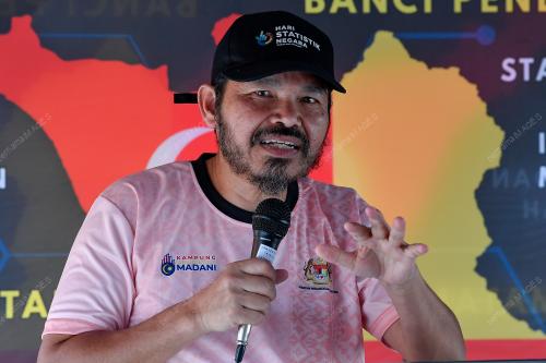 DATUK SERI DR MOHD UZIR MAHIDIN