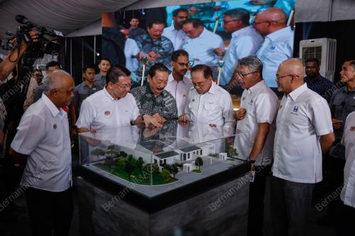 DATUK SERI ANWAR IBRAHIM