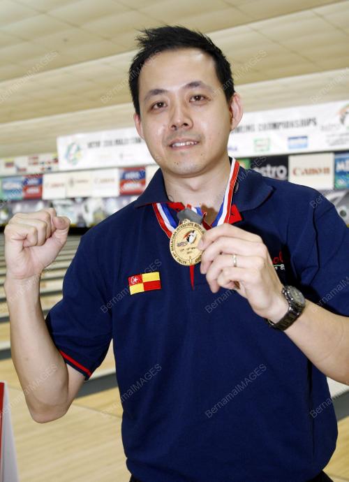 ALEX LIEW