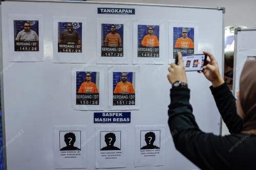 INSIDEN KHIANAT DAN UGUTAN