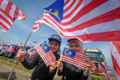 PROGRAM KIBARKAN JALUR GEMILANG KOMUNITI PELABUHAN KLANG