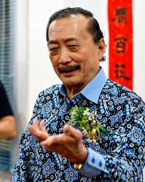 TAN SRI VINCENT TAN CHEE YIOUN