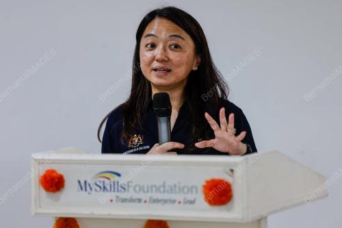 HANNAH YEOH