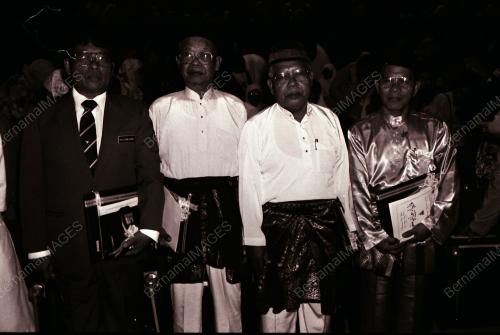 TAN SRI MUHAMMAD MUHD TAIB