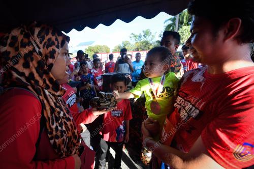 LARIAN BERSAMA BOMBA 2025