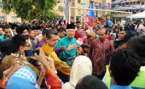 MOHD NAJIB TUN RAZAK