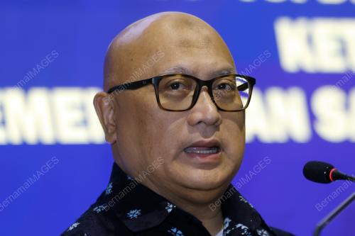 DATUK DR AMINUDDIN HASSIM