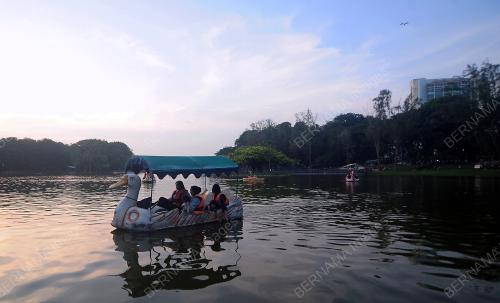 TINJAUAN CUTI HUJUNG MINGGU DI SHAH ALAM