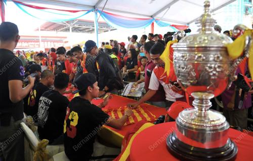 SG05_19122015_PIALA