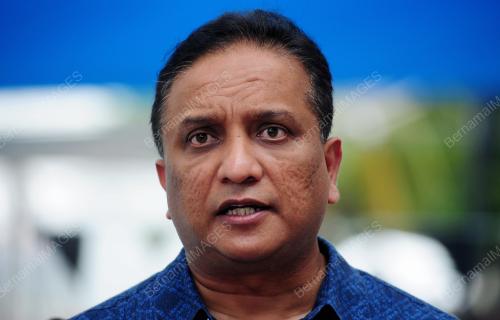 DATUK SERI REEZAL MERICAN NAINA MERICAN