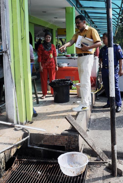 SG05_20052012_PEMERIKSAAN_KEBERSIHAN