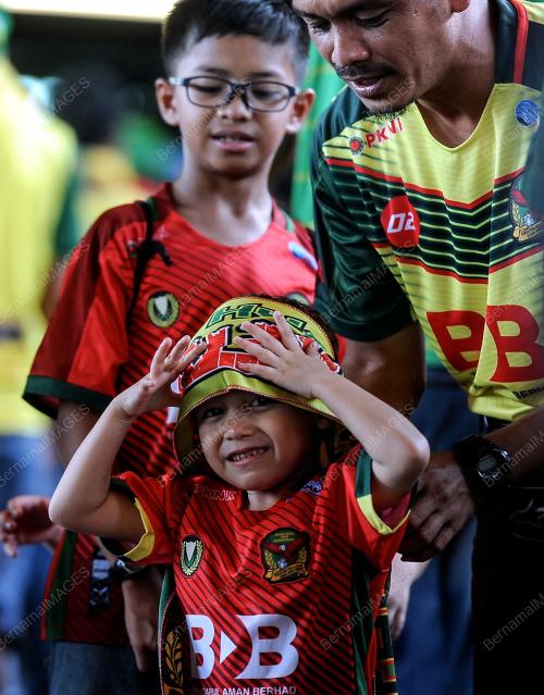 SG05_20052017_BOLA