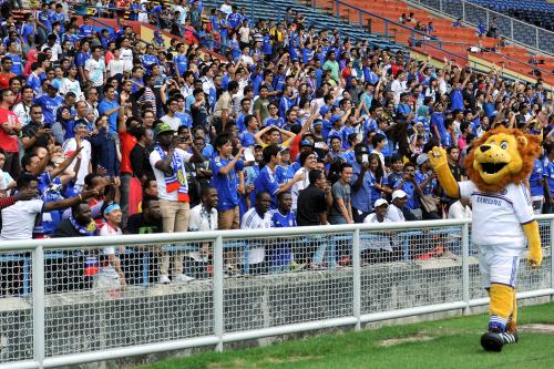 SG05_20072013_BOLA