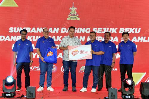 DATUK SERI AMIRUDIN SHARI