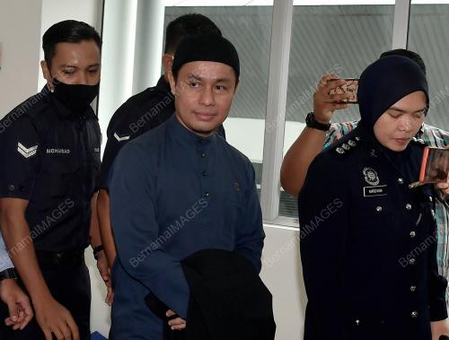 AZMAN SYAH ALIAS