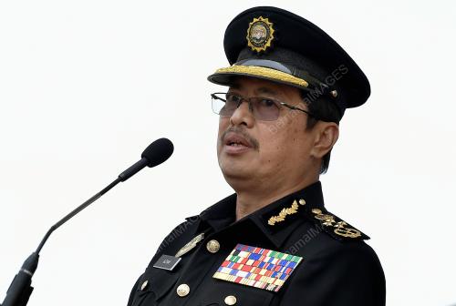 TAN SRI AZAM BAKI