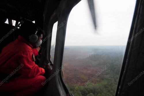 OPERASI PEMADAMAN KEBAKARAN HUTAN SIMPAN KUALA LANGAT SELATAN