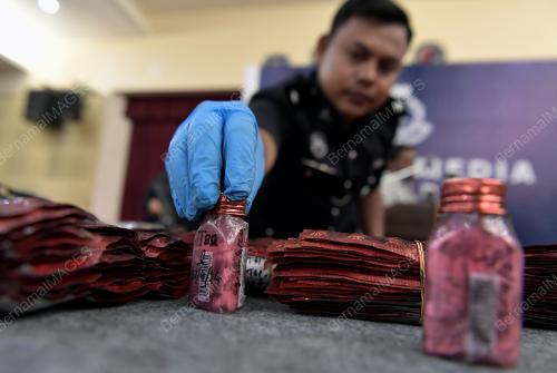 SIDANG MEDIA TIMBALAN KETUA POLIS SELANGOR