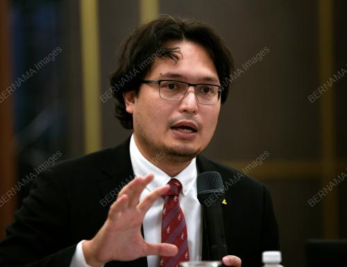 DR MOHAMAD FARHAN RUSLI