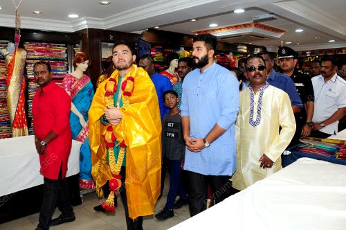 SG05_24102019_DEEPAVALI_BN201910235343