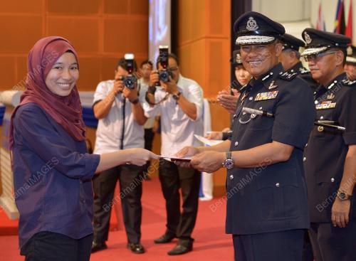 SG05_25032016_HARI_POLIS