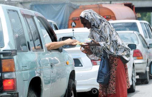 SG05_25042012_MINTA_SEDEKAH