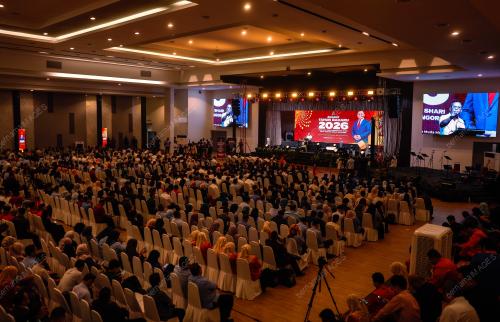 DATUK SERI AMIRUDIN SHARI