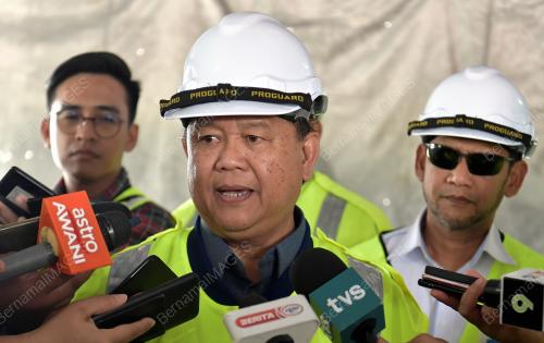 DATUK SERI ALEXANDER NANTA LINGGI