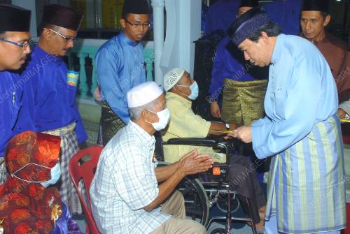 SULTAN SHARAFUDDIN IDRIS SHAH