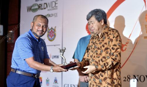 SG05_28112015_GOLF_HADIAH