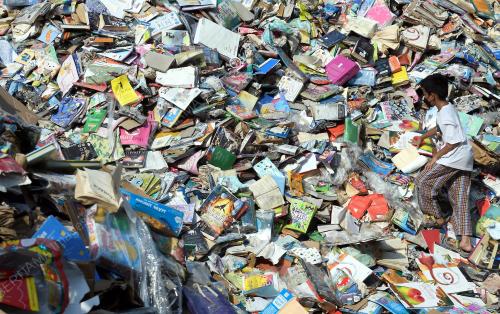TINJAUAN GUDANG BUKU SELEPAS DILANDA BANJIR