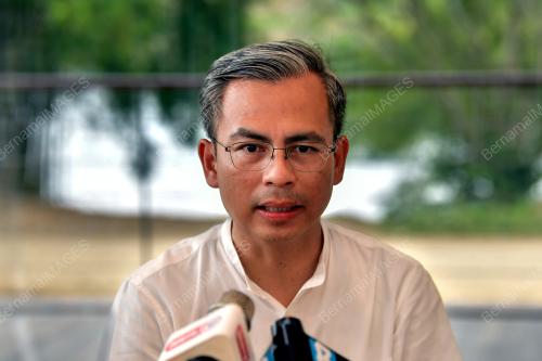 FAHMI FADZIL