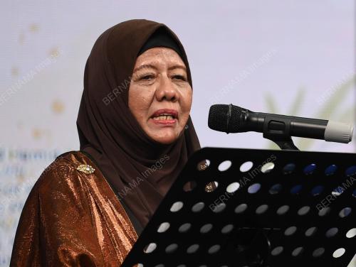 DATUK DR ZURINAH HASSAN