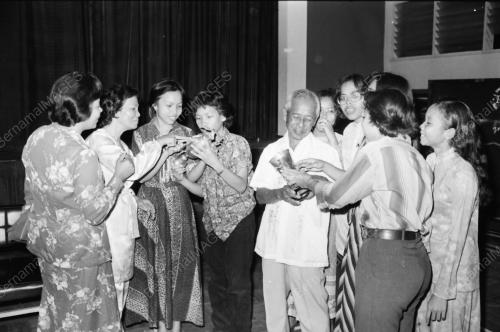 JAPANESE TEA PARTY