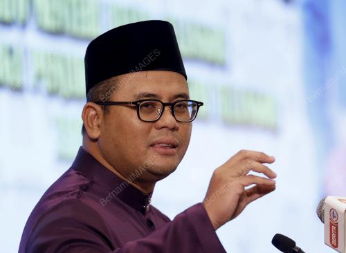 DATUK SERI AMIRUDIN SHARI