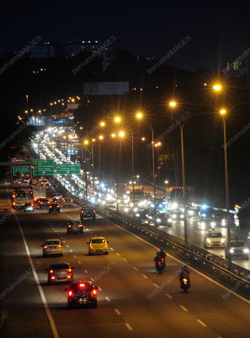 TINJAUAN KEADAAN LEBUHRAYA