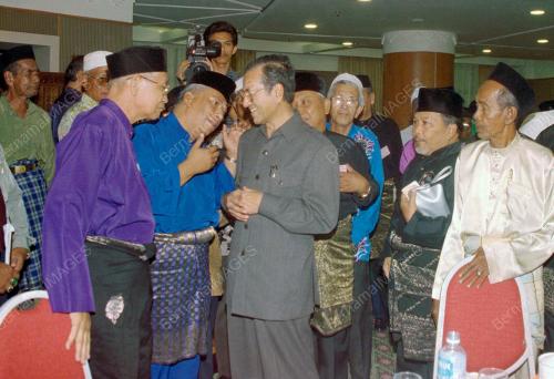 SG06-27_01_2001PM-POLIS_18012016