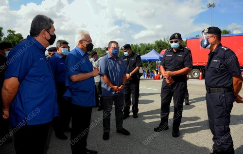 DATUK SERI HAMZAH ZAINUDIN