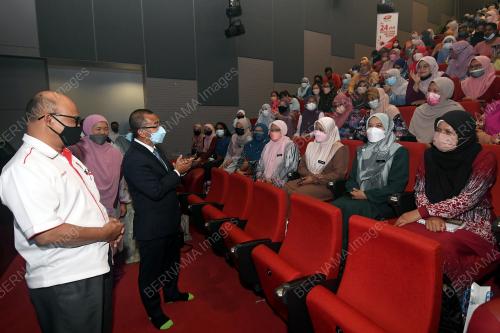 MESYUARAT TOWNHALL HFMD