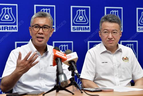 TENGKU DATUK SERI ZAFRUL TENGKU ABDUL AZIZ