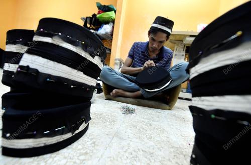 KITAR SEMULA SONGKOK LAMA DAN ROSAK