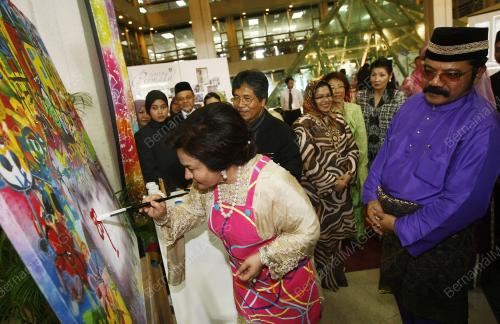 ROSMAH MANSOR