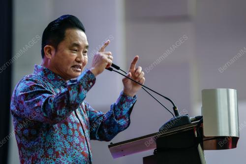 DATUK NG SUEE LIM