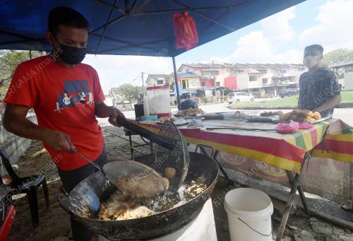 TINJAUAN PASCA BANJIR DI PENIAGA KUIH