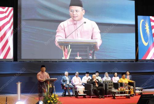 DATUK SERI AMIRUDIN SHARI