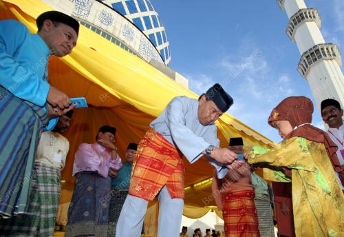 SULTAN SARAFUDDIN IDRIS SHAH